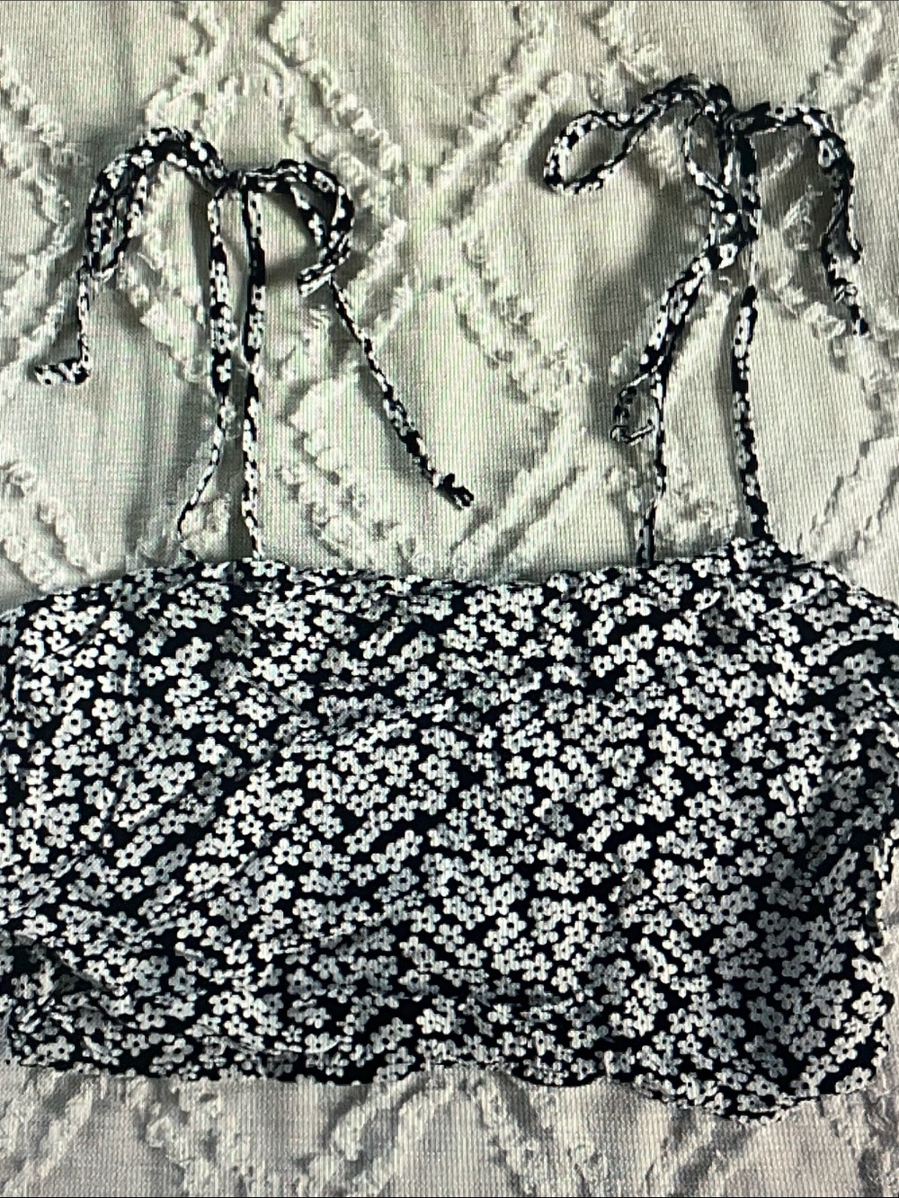 La Hearts Black and White Floral Tie-Strap Tank